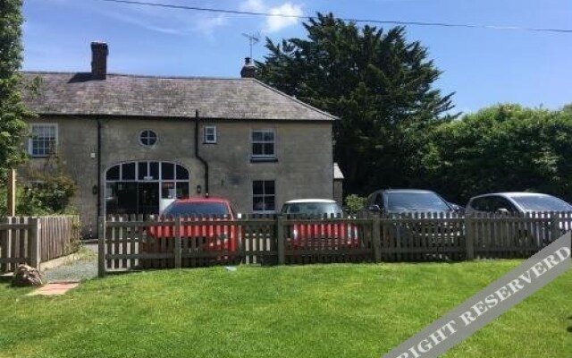 The Fiddleford Inn