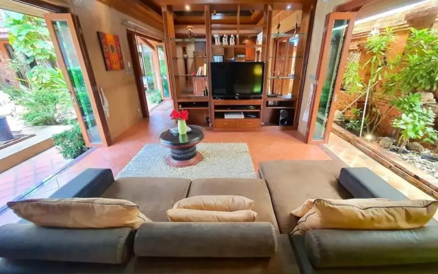 Balinese Pool Villa in Rawai