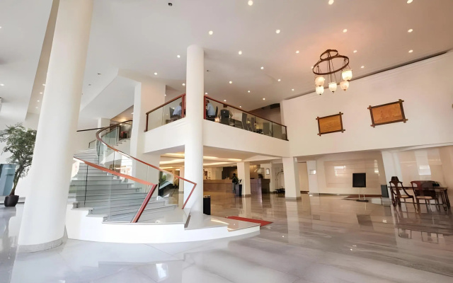 Kenari Tower Hotel – Lobby – Makassar
