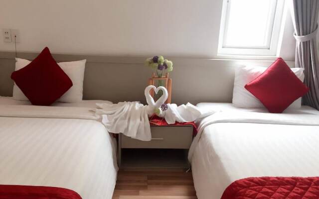 The Carnation Hotel Da Nang
