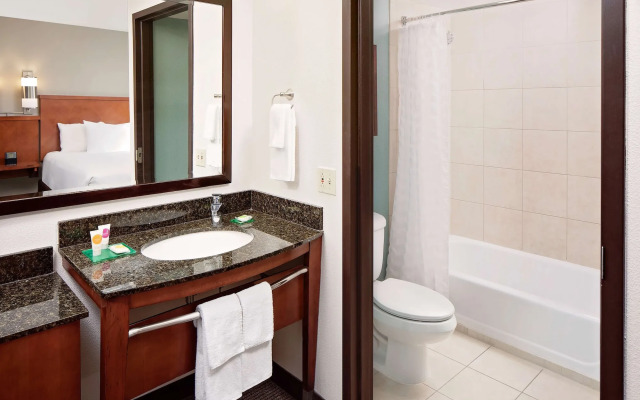 Hyatt Place Ontario / Rancho Cucamonga