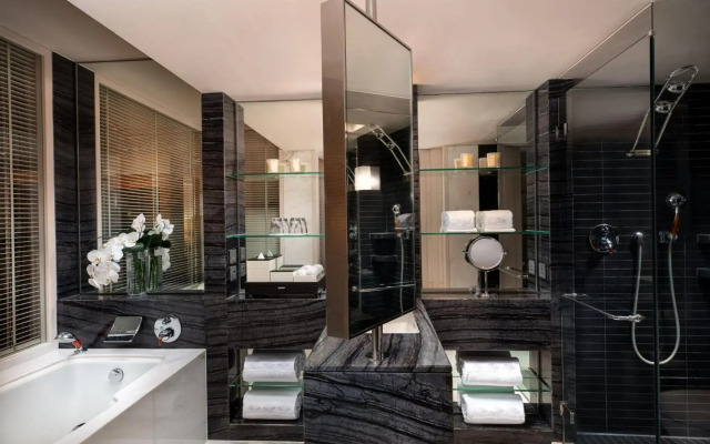 Mandarin Oriental, Hong Kong