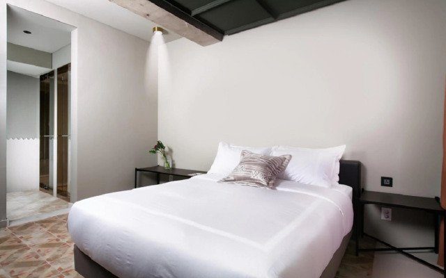 Oia Hotel