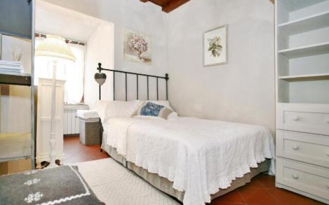 Gina Guest House
