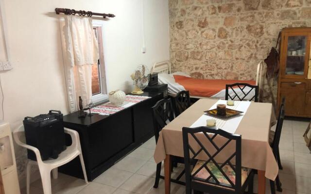 Friendly villagehouse