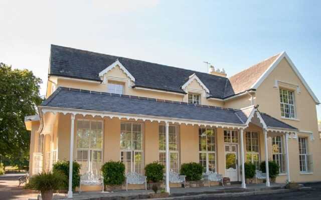 Greenway Manor Hotel