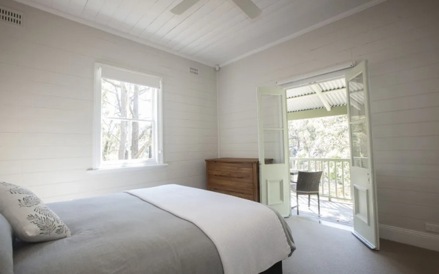 Royal National Park Cottages