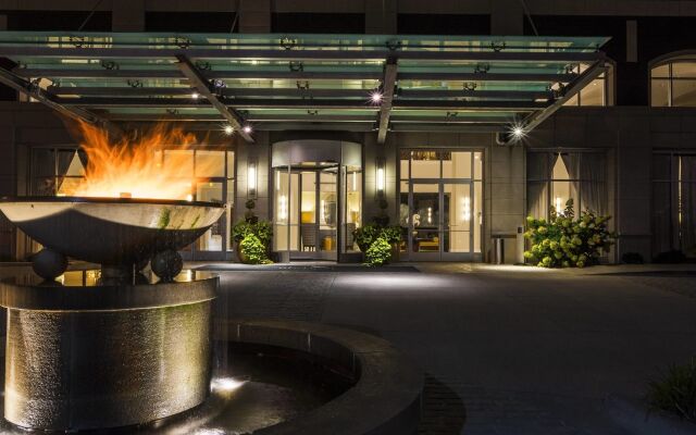 Hotel Blackhawk, Autograph Collection