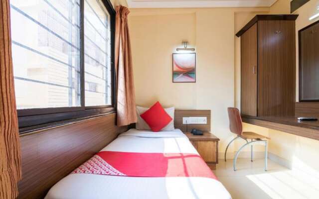 OYO 14695 Shrusti Comfort