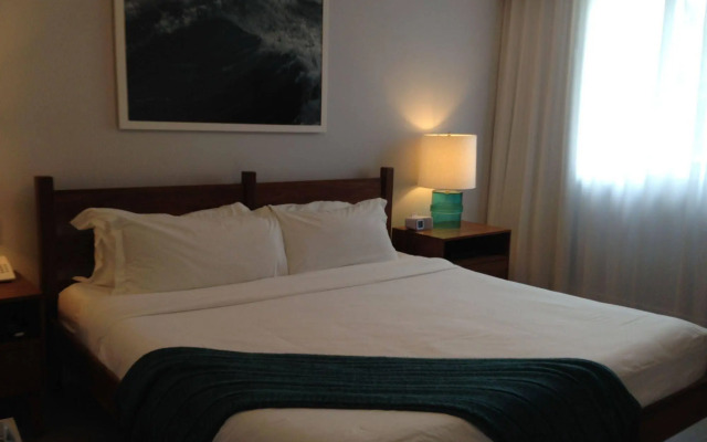 Tides Inn Hotel