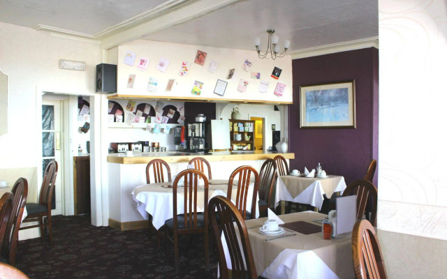 Henson Hotel