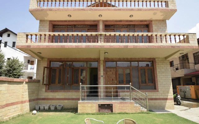 Oyo 16980 Akbar'S Retreat