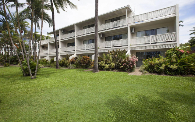Seascape Holidays – Beachfront Terraces