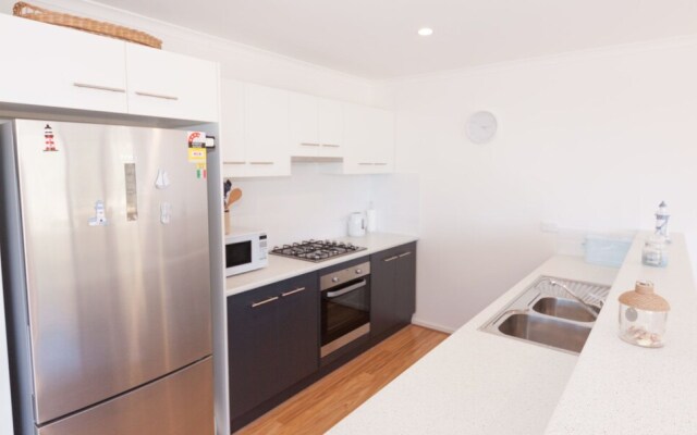 Lady Bay Getaway - 12 Lady Bay, Normanville