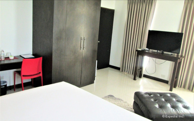 Upperhouse Hotel Formerly Pacifico Boutique by Hiverooms