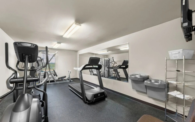 Risewell Kitchen Suites Pleasanton