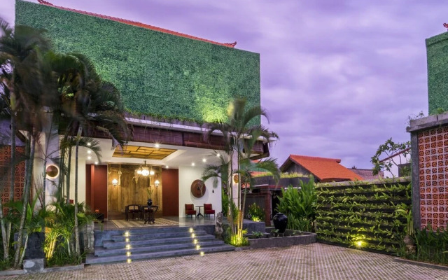 Villa Jempiring- 1BR Honeymoon Villas w Private Pool