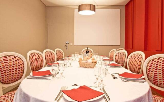 Complexe Hôtelier Regain