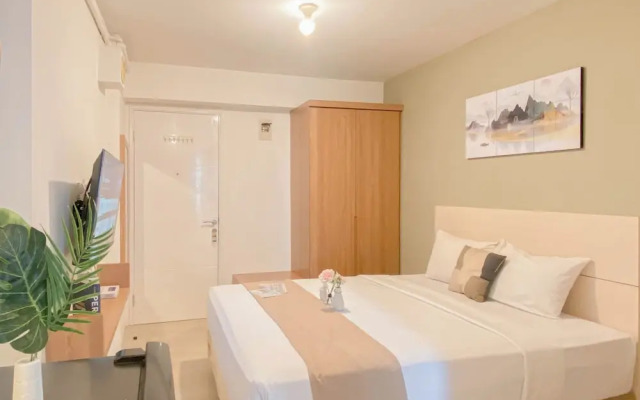 New And Modern Look Studio Room At Apartment Bassura City