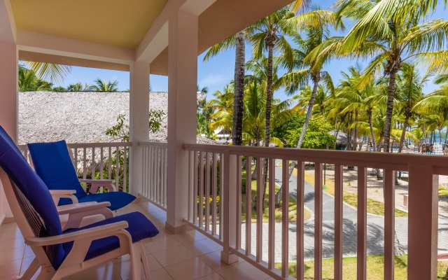 Playa Bachata Resort