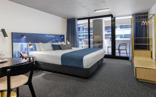 Oaks Melbourne St Kilda Road Hotel