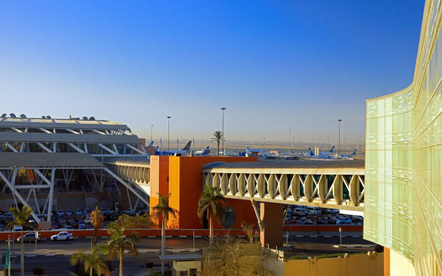 Le Méridien Cairo Airport