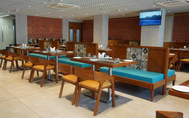 Purple Beds by VITS Dwarkesh, Surat