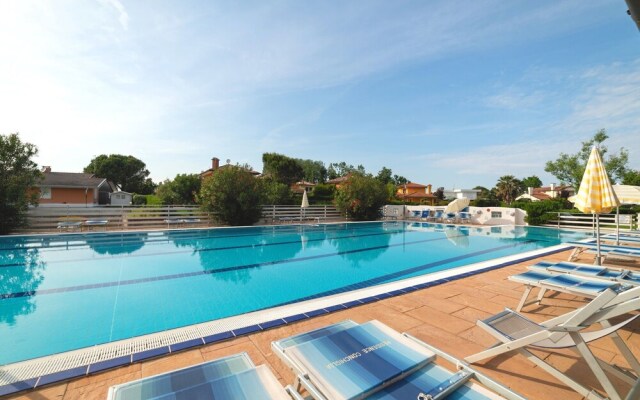 Well-kept Apartment With AC on Isola di Albarella