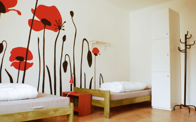 Patio Hostel