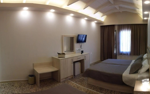 Anetis Beach Hotel