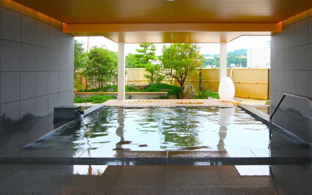 Shiraraso Grand Hotel