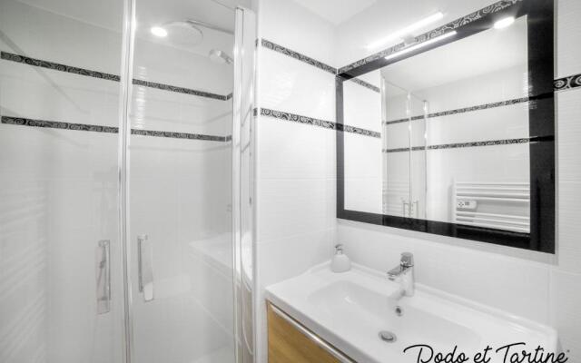 Enchanting 2 bedroom with sea view and AC - Dodo et Tartine