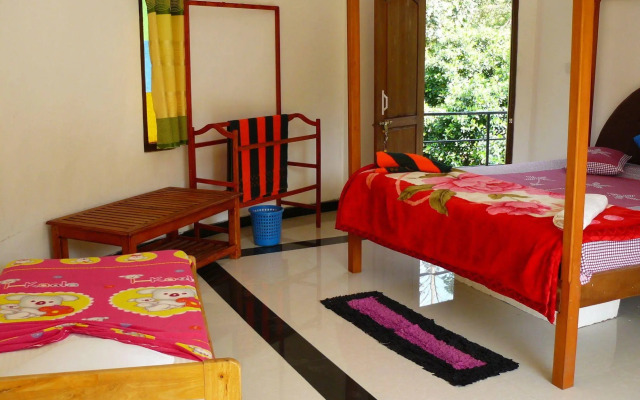 White House Adam's Peak