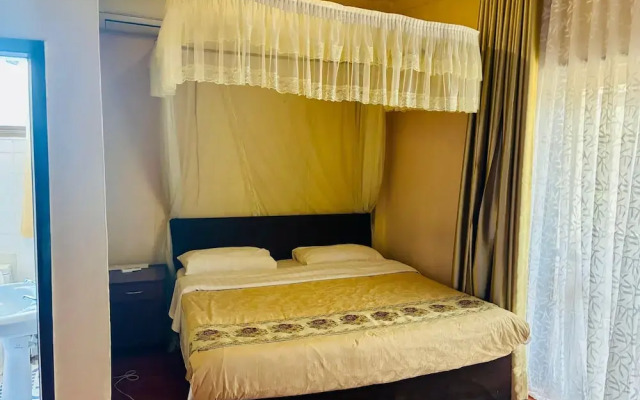 Fang Fang Suites
