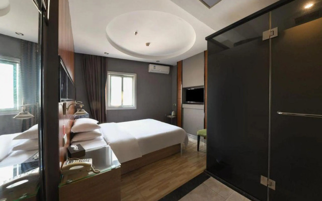 Ruji · Ruji Hotel (Songgang bus station, Shenzhen)