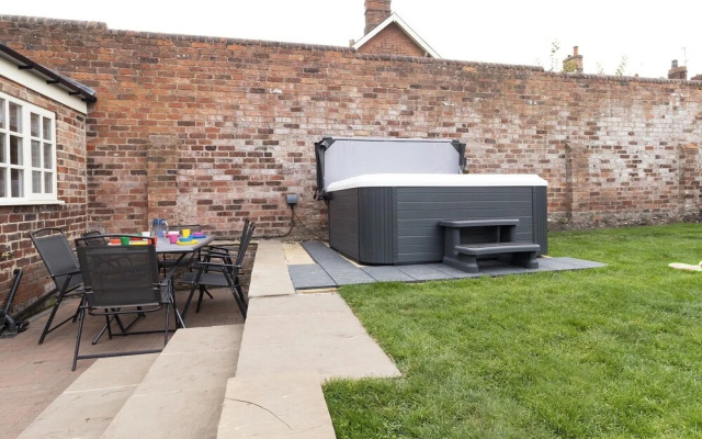 The Olde Coach House
