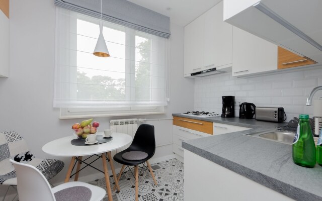 Shortstaypoland Anielewicza B74