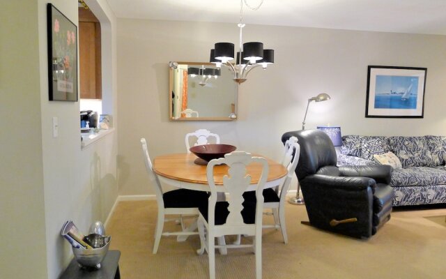 87 Chilton - 2 Bedroom Condo