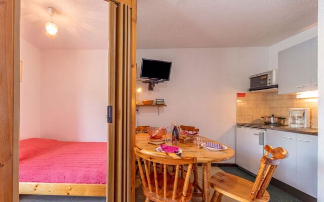 Les Mousquetons 13883