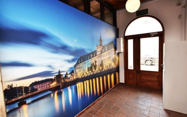 Dukes Hostel - Old Town