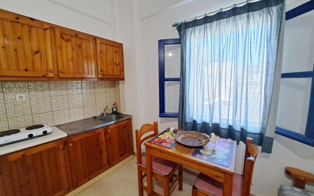 Apollonia Apartments