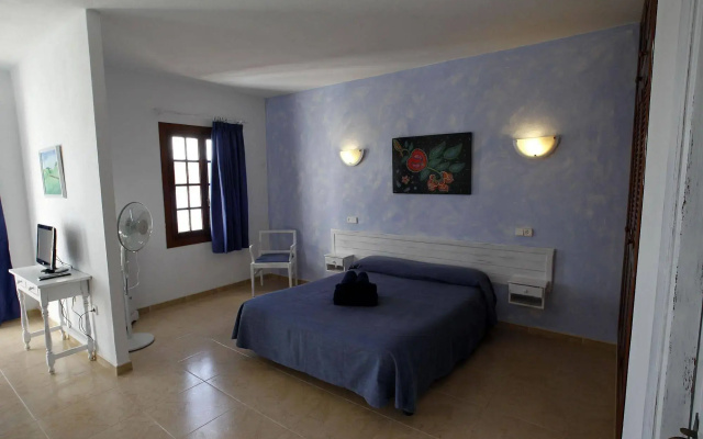 Apartamentos Bergantin Menorca Club