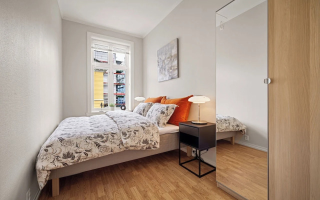 Rosen Apartment