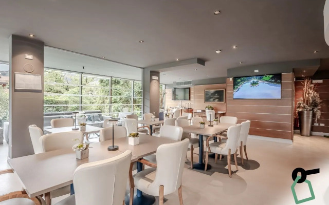 Hotiday Room Collection - Torbole