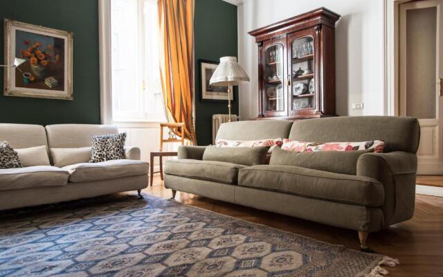 Sophisticated apt near Duomo