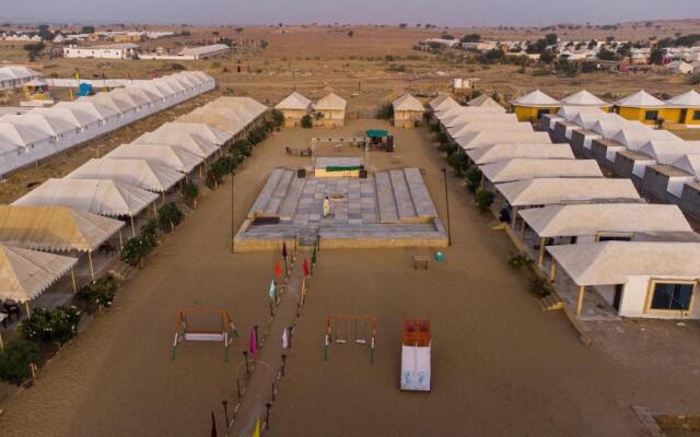 Chotu Maharaj Desert Camp