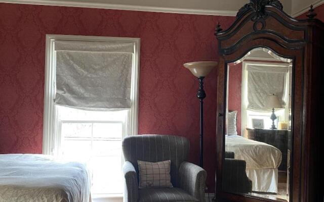 McCall House Boutique Inn