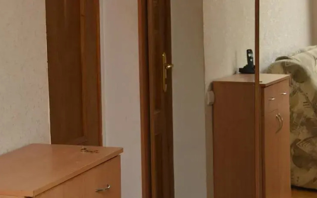 Levytskogo Light Flat