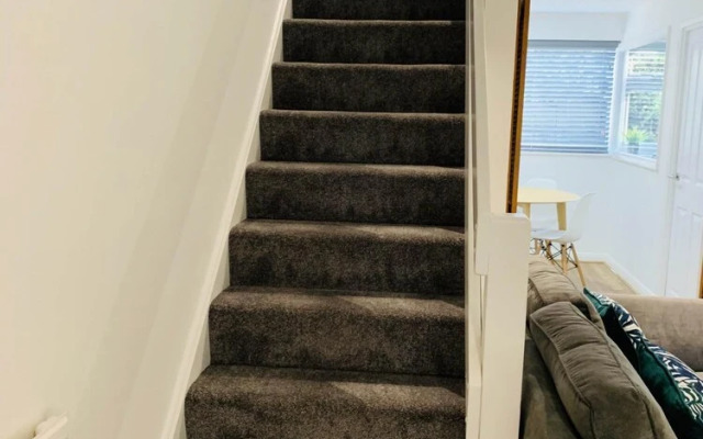 20 Buttermere Close Farnham