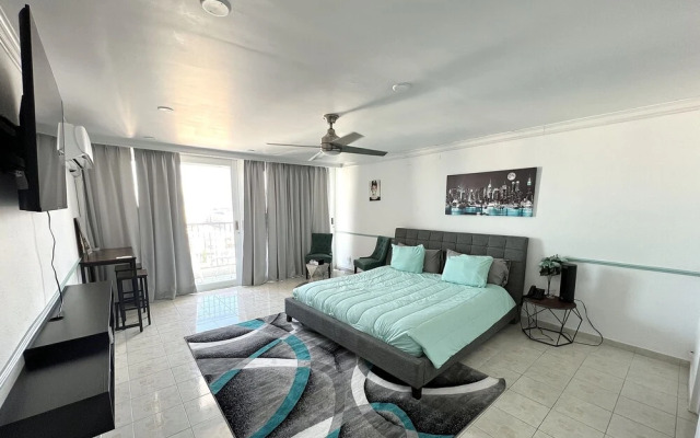 Stylish Suite With Ocean Views